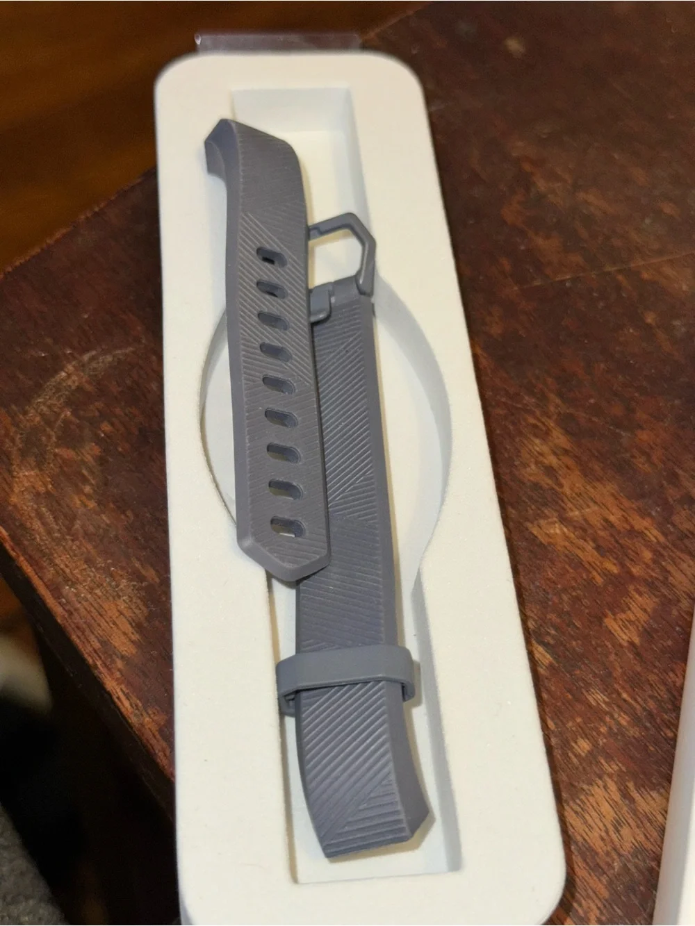 henoda Fitbit Replacement Silicone Band in Gray